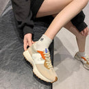 Skridsikre sneakers med spids snude og snørebånd