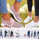 Naina - Slip-on sneakers med polstret sål og justerbar rem