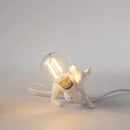 GlowNest – Bordlampe i form af en mus i hvid – Legende