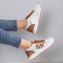 Nera - Sneakers med sikker snørelukning og polstret sål