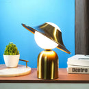 GlamourLight - Slank guldbordlampe med tidløs elegance