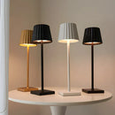 AuraLite - Genopladelig USB-lampe med smart touch-kontrol