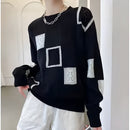 Elara - Langærmet pullover med geometrisk kvadratisk mønster