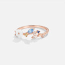 Lara - Elegant ring med blomsterdetaljer og moderne design