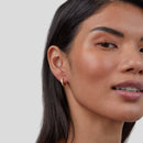 Naomi øreringe med tidløs kurve